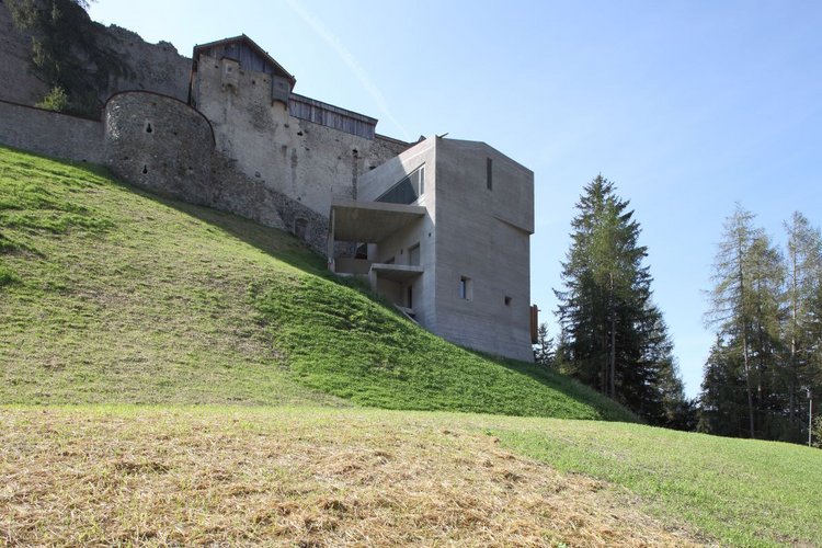Burg Heinfels